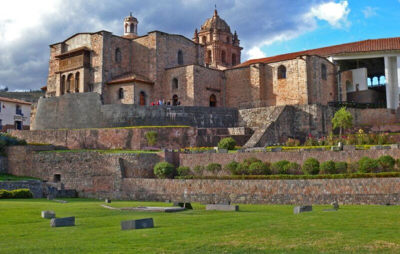explore-cusco-rainbow-mountain-and-machu-picchu-in-5-days-2