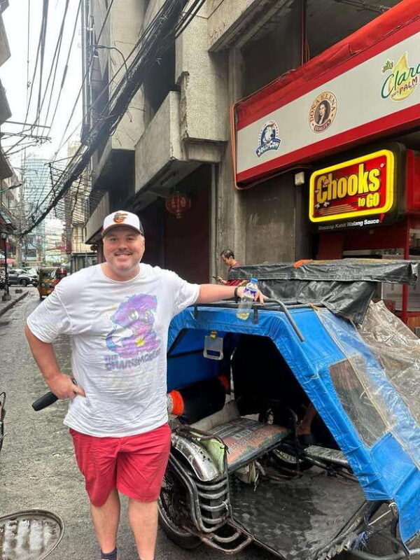 explore-manila-slums-and-hidden-market