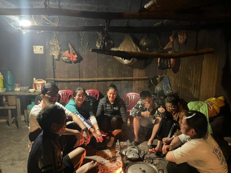 explore-the-real-of-local-life-in-sapa-2d1n