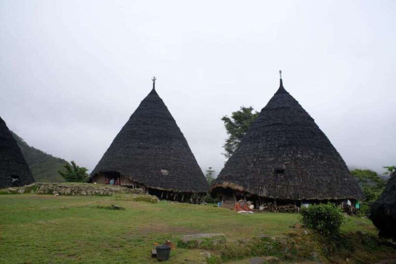 explore-traditional-village-of-wae-rebo-2d-1n-shared-tour