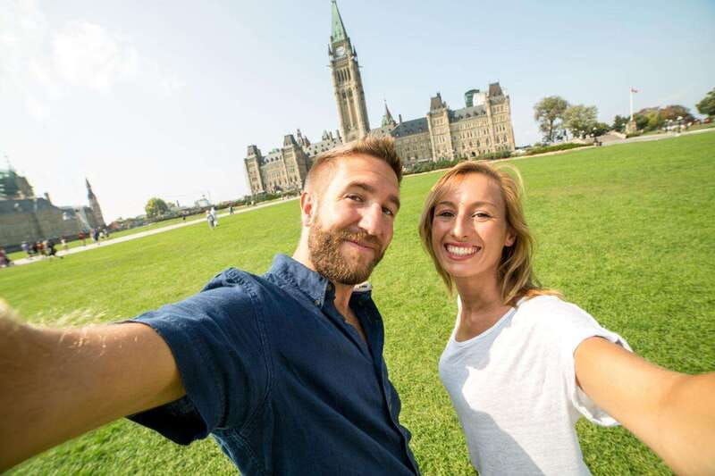 family-walking-tour-in-ottawa-special-highlights