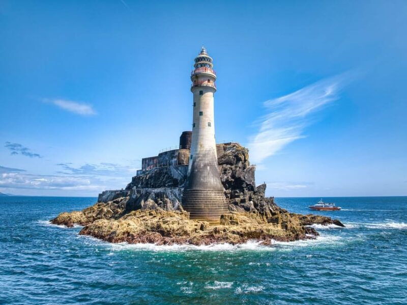 fastnet-rock-lighthouse-direct-boat-tour-baltimore-guided