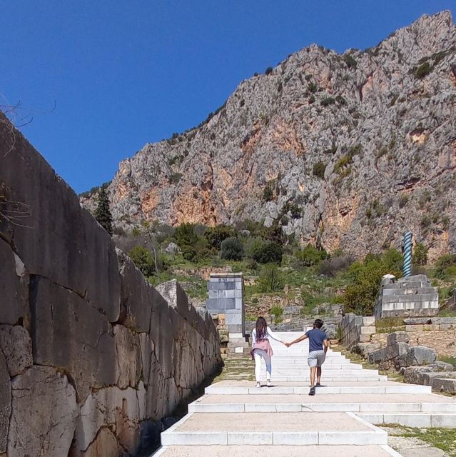 feel-ancient-thermal-spa-visit-delphi-leonidas-%e2%84%a8oo-spa%ca%80tan