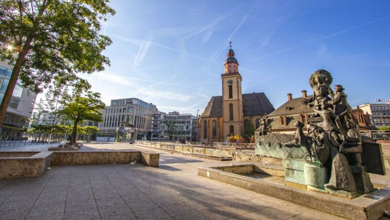 frankfurt-capture-the-most-photogenic-spots-with-a-local