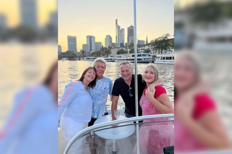 frankfurt-private-sport-boat-tour-speed-fun-skyline