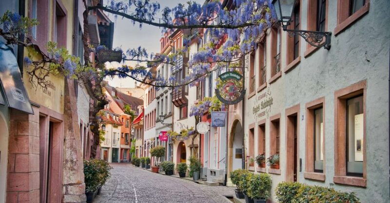 freiburg-im-breisgau-old-town-private-walking-tour-italian