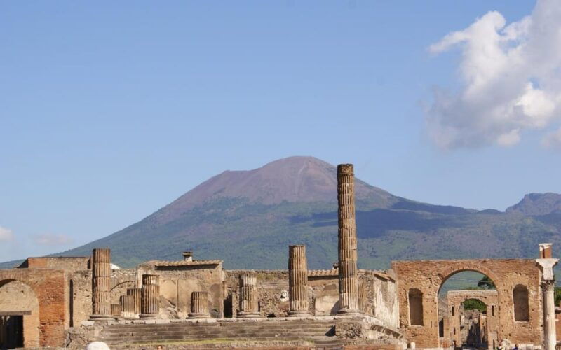 from-amalfi-coast-pompeii-herculaneum-and-mt-vesuvius