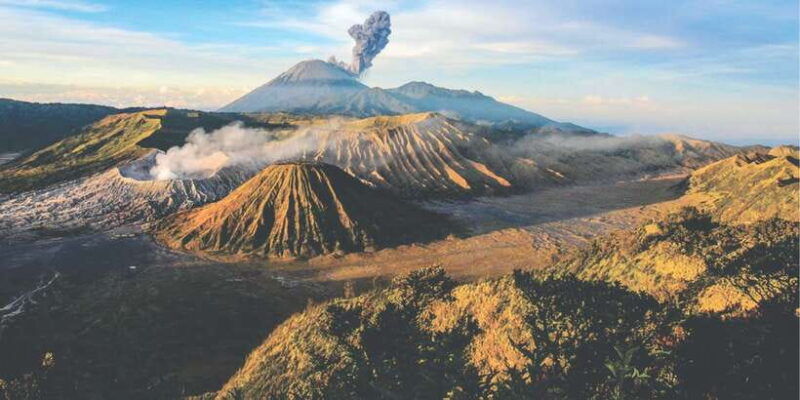 from-bali-bromo-ijen-borobudur-and-yogyakarta-4-day-tour