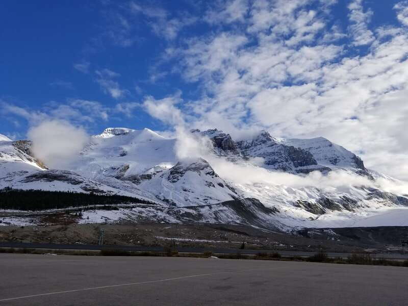 from-calgary-banff-columbia-icefield-glacier-full-day-trip