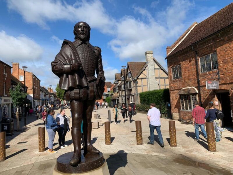 from-cambridge-guided-day-trip-to-stratford-the-cotswolds