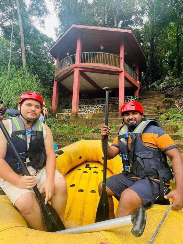 from-colombo-negombo-kitulgala-rafting-ambuluwawa-kandy