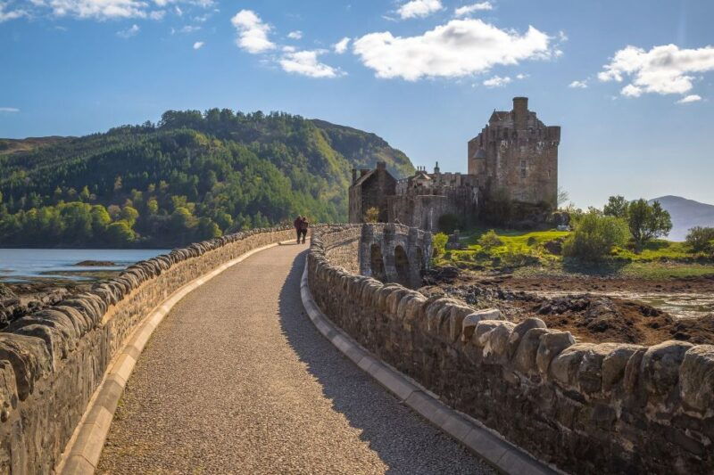 from-edinburgh-isle-of-skye-and-outer-hebrides-6-day-tour