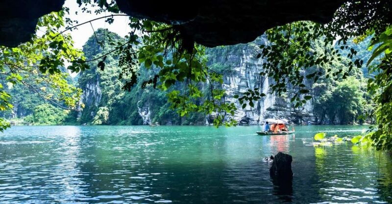 from-ha-noi-hoa-lu-tam-coc-trang-an-2