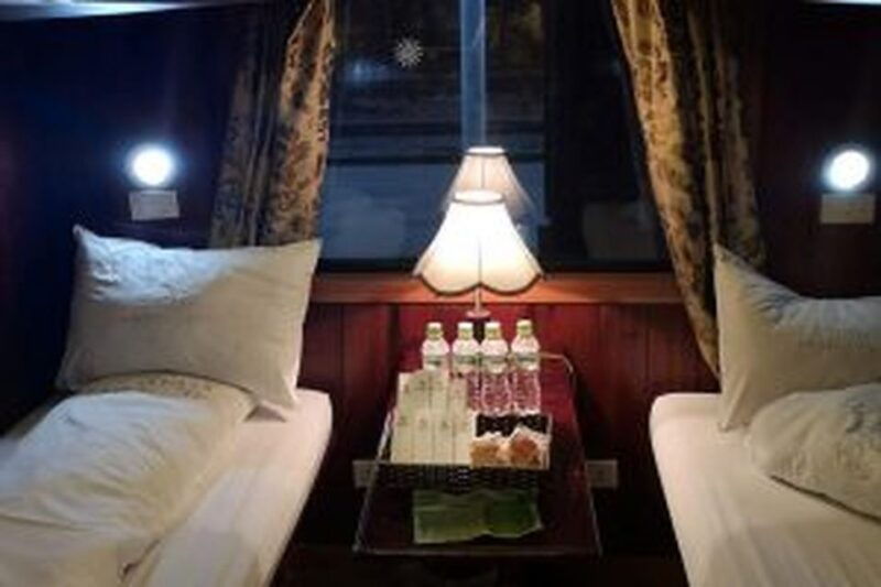 from-hanoi-2-day-2-night-sapa-tour-by-overnight-train