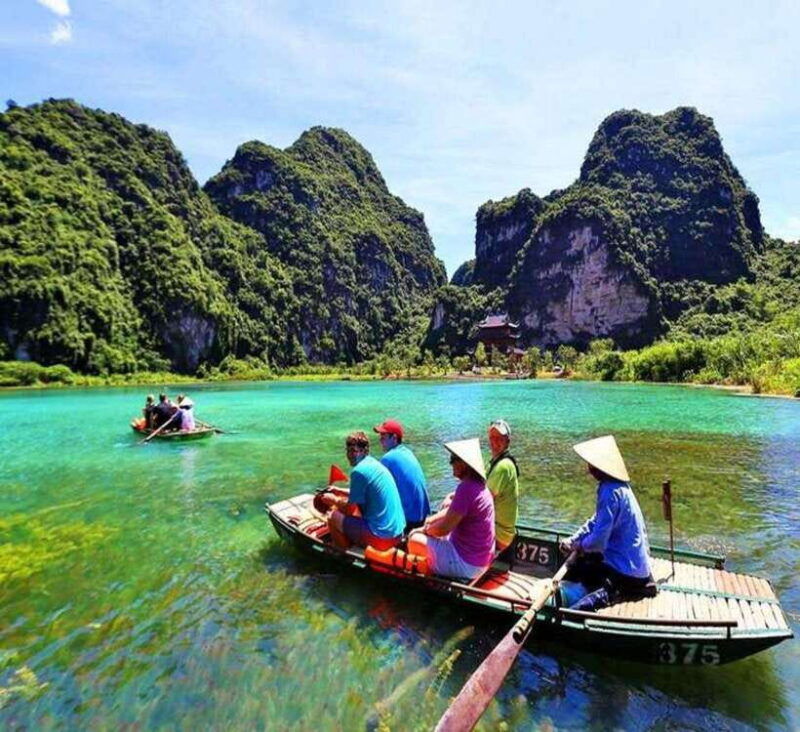 from-hanoi-2-day-ninh-binh-tour-with-bungalow-stay-lunch