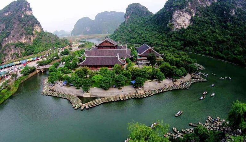 from-hanoi-bai-dinh-trang-an-mua-cave-a-scenic-day-tour