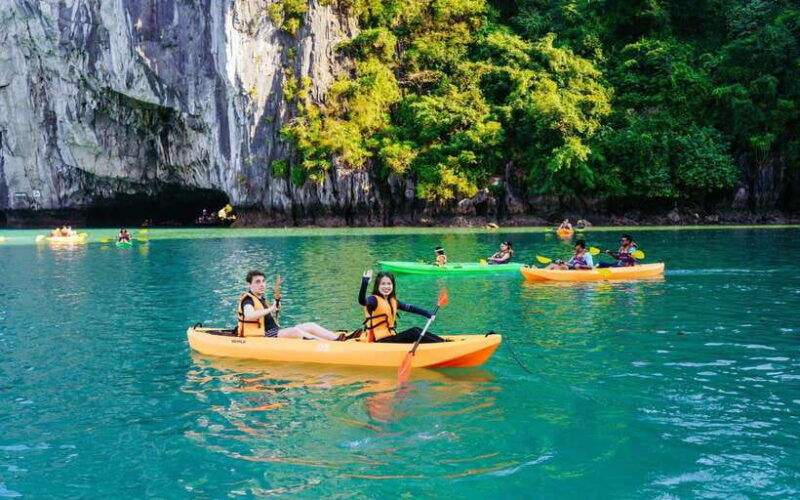 from-hanoi-ha-long-bay-1-day-cruise-trip-w-titop-kayaking