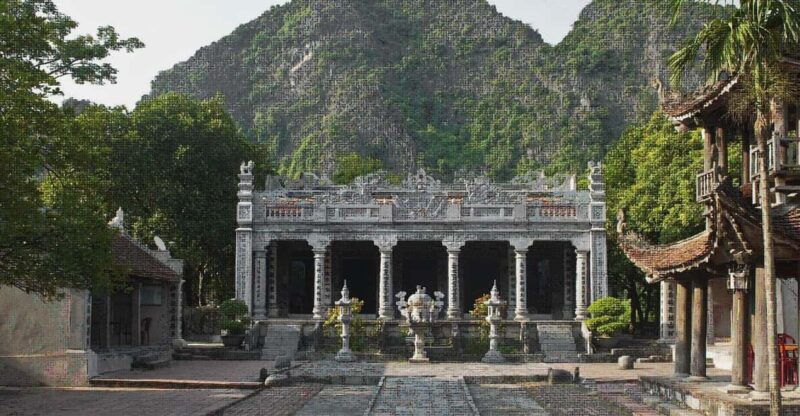 from-hanoi-ninh-binh-2-day-tour-with-hoa-lu-and-tam-coc