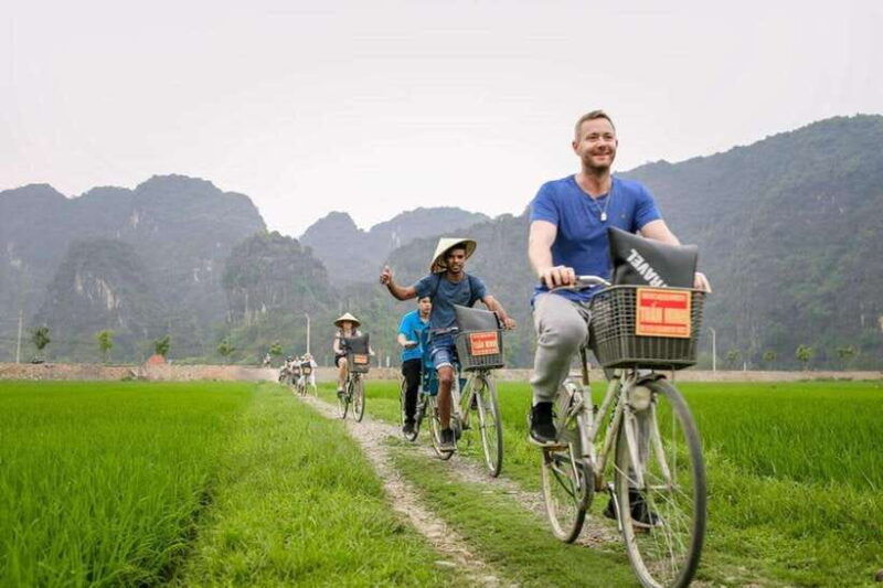 from-hanoi-private-tour-bai-dinh-trang-an-and-mua-cave