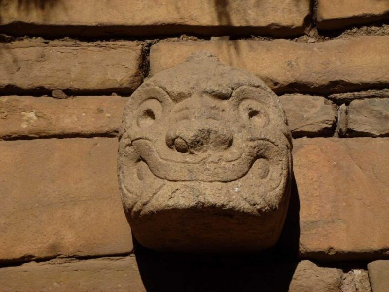 from-huaraz-chavin-de-huantar-museum-lagoon-of-querococha-2