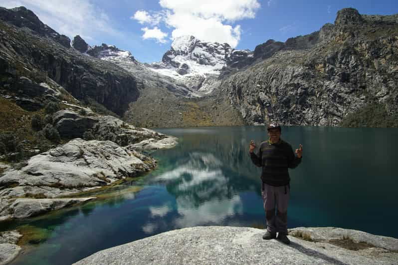 from-huaraz-lake-churup-trek-at-huascaran-national-park