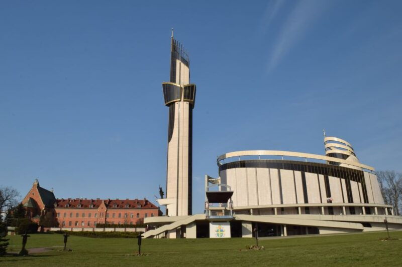 from-krakow-czestochowa-black-madonna-and-lagiewniki-tour