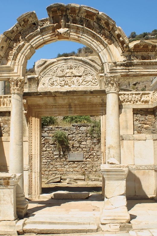 from-kusadasi-ephesus-private-tour-for-cruise-passengers