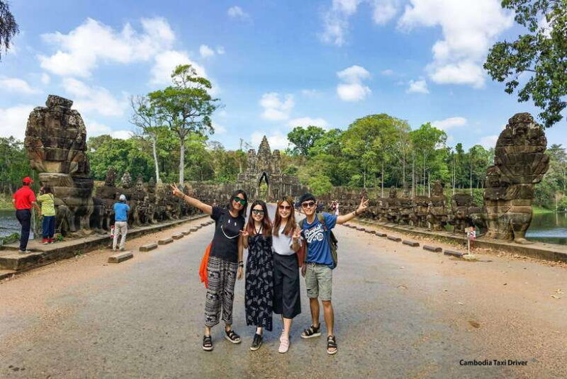 from-phnom-penh-angkor-wat-bayon-and-ta-prohm-day-trip