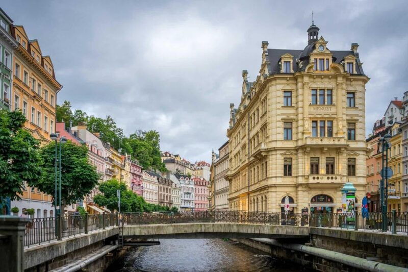 from-prague-day-trip-to-karlovy-vary