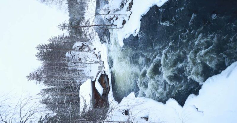 from-ruka-snowshoeing-in-oulanka-national-park