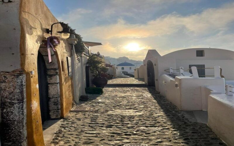 from-santorini-guided-oia-morning-tour-with-breakfast