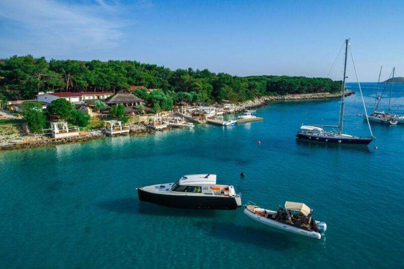 from-split-3-islands-half-day-boat-tour-with-blue-lagoon