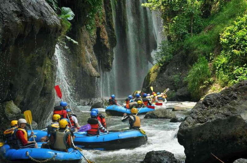 from-surabaya-mount-bromo-tumpak-sewu-rafting-tour-3d2n
