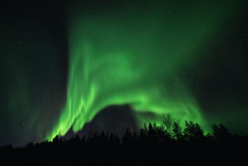 from-tromso-aurora-snowshoe-hike