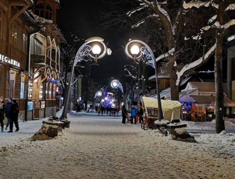 from-zakopane-tatra-mountains-with-hot-springs-funicular