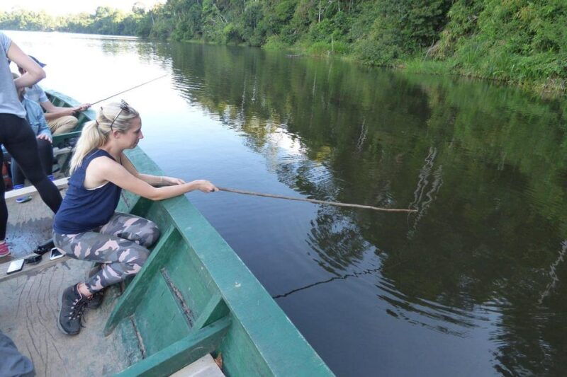 full-day-piranha-fishing-excursion-in-tambopata