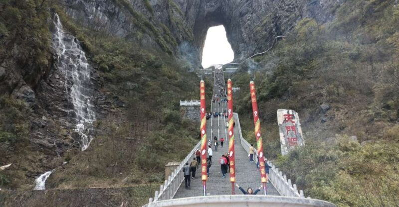 full-day-private-tour-of-tianmen-mountain