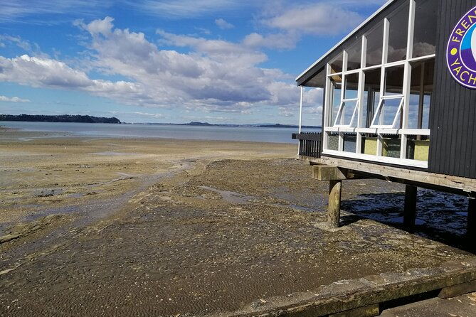 Full Day Tour of Waitomo Glowworm Caves and Rotoruas Te Puia - An In-Depth Look at the Itinerary