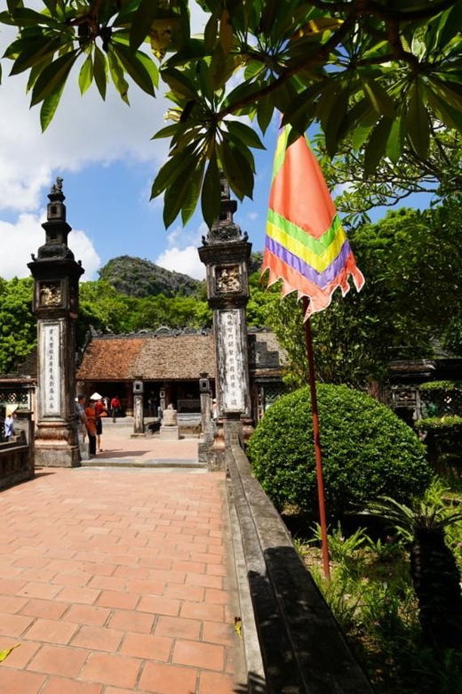 full-day-trip-hoa-lu-tam-coc-biking-with-bufet-from-hanoi