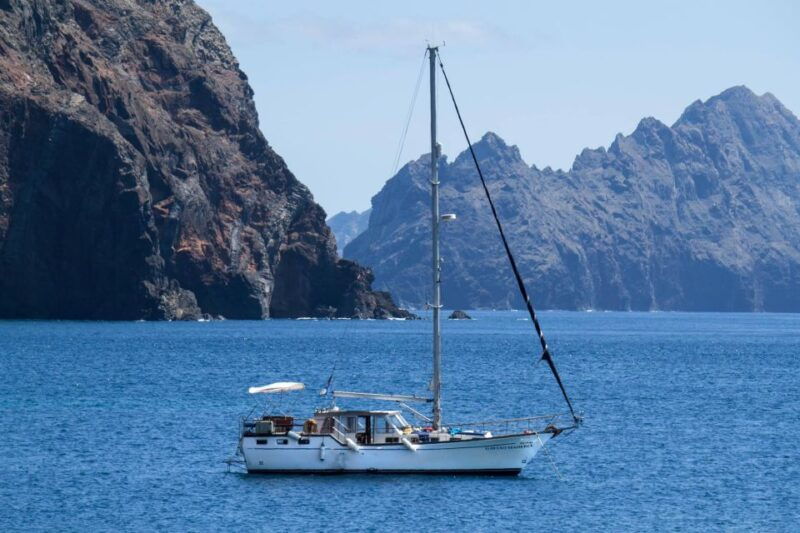 funchal-atlantic-festival-fireworks-bay-sailing-trip