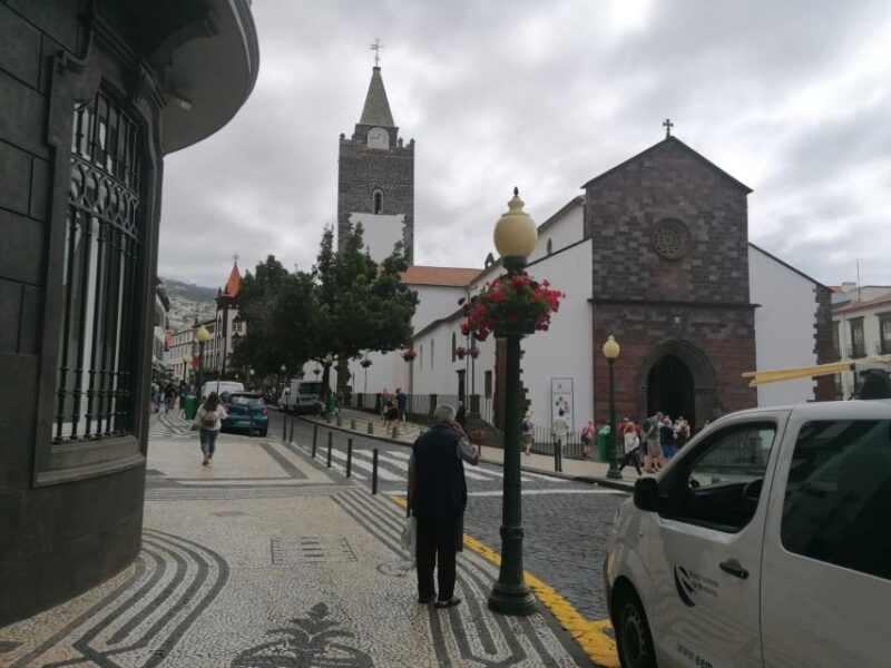 funchal-private-guided-tour-of-historic-center-by-tuk-tuk