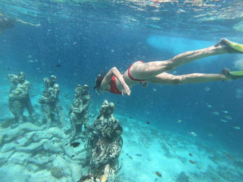 gili-air-trawangan-glass-bottom-boat-tour-with-snorkeling