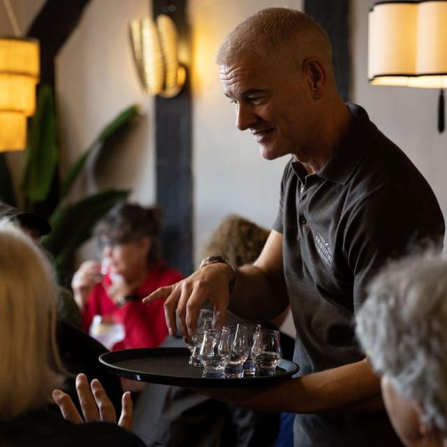 gin-tasting-for-two-at-judiths-shakespeare-distillery