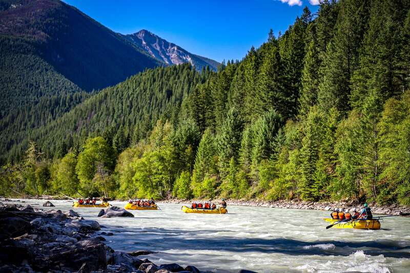 golden-bc-kicking-horse-river-half-day-whitewater-rafting