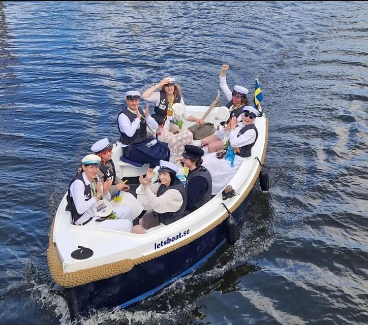 gothenburg-city-center-electric-selfdrive-boat-tour
