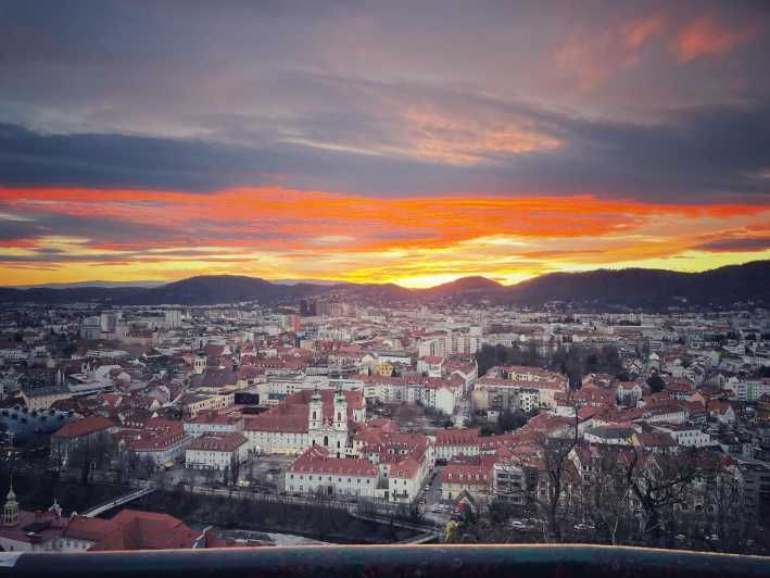 graz-funicular-ride-schlossberg-picnic-experience