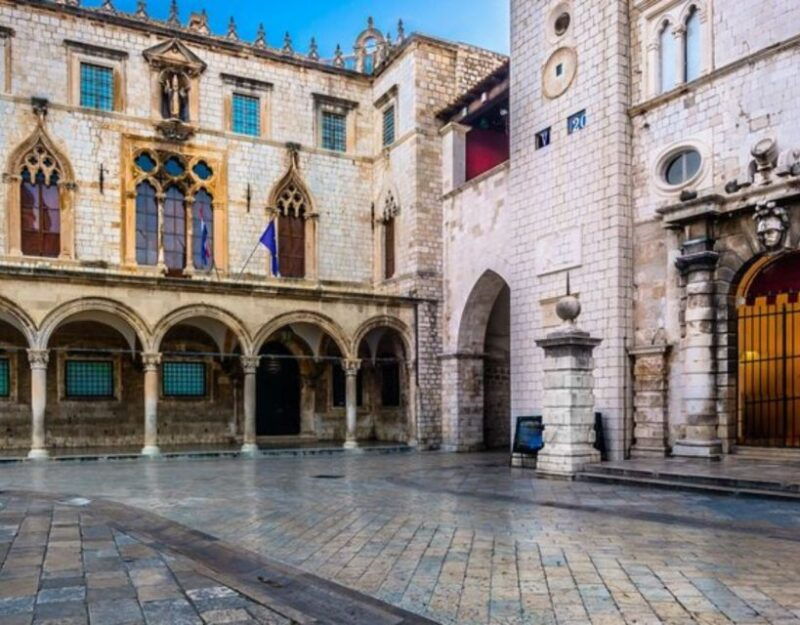group-tour-dubrovnik-walking-tour-1h-duration-930am-6pm
