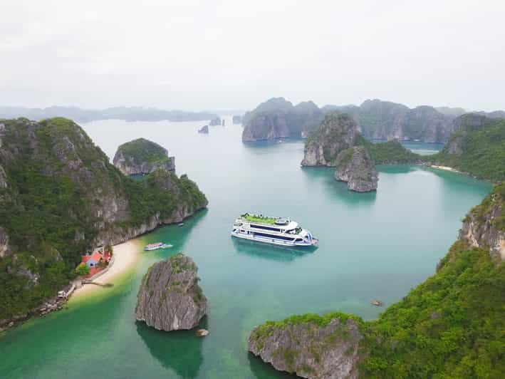 ha-long-bay-8-hours-daily-tour-on-la-casta-daily-cruise