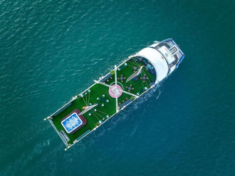 ha-long-bay-luxury-day-cruise-with-buffet-lunch