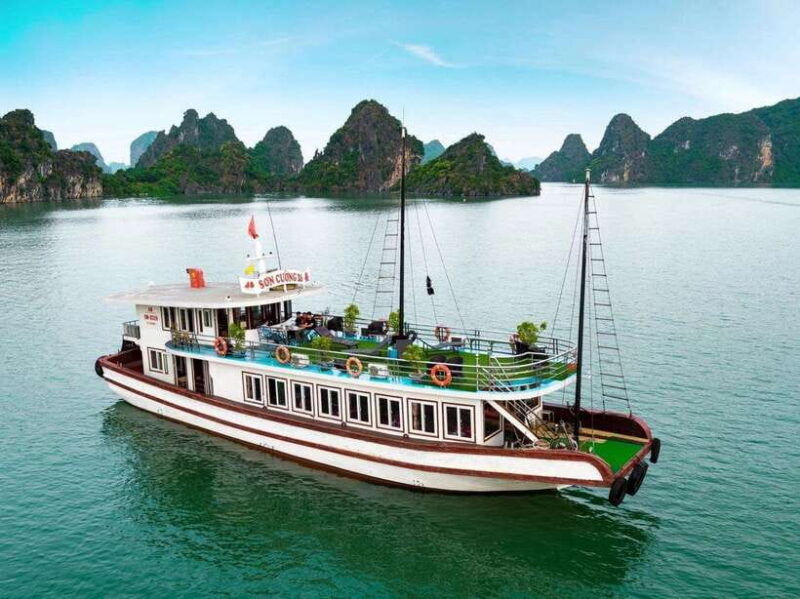 ha-long-bay-small-deluxe-cruise-day-trip-with-kayak-lunch